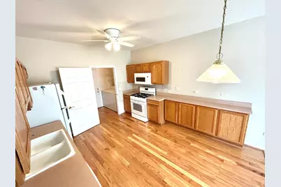 21531 Wolf Lake Way, Crest Hill, IL 60403 - Photo 13