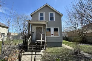 7125 S University Ave, Chicago, IL 60619 - Photo 1