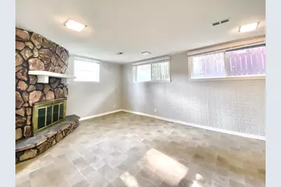 286 Merrill Avenue, Calumet City, IL 60409 - Photo 17