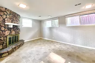 286 Merrill Ave, Calumet City, IL 60409 - Photo 17