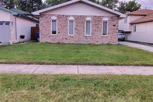 2736 E Goodrich Ave E, Burnham, IL 60633 - Photo 1