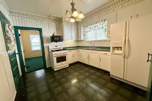 822 W Lafayette St, Ottawa, IL 61350 - Photo 5