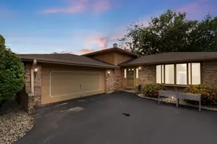 18416 Willow Ln, Lansing, IL 60438 - Photo 1