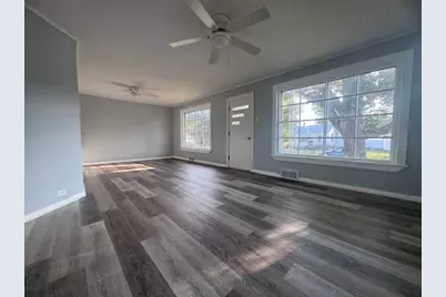 1002 N Park Street, Streator, IL 61364 - Photo 9