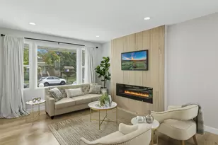 8442 S Kingston Ave, Chicago, IL 60617 - Photo 3