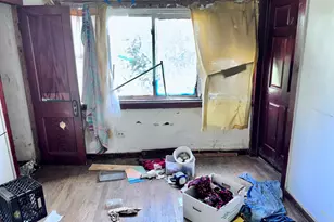 10540 S Lafayette Ave, Chicago, IL 60628 - Photo 11