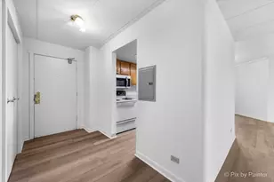 1 Renaissance Pl, Palatine, IL 60067 - Photo 5