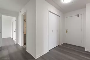 1 Renaissance Pl, Palatine, IL 60067 - Photo 13