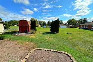 703 Iowa Ave, Streator, IL 61364 - Photo 27