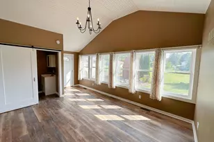 703 Iowa Ave, Streator, IL 61364 - Photo 7