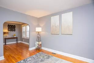 [Address not provided], Chicago, IL 60617 - Photo 5