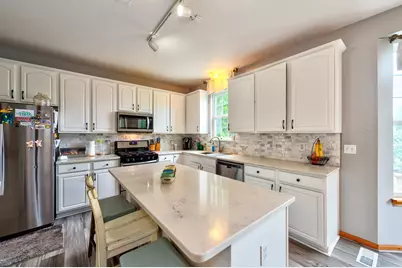 965 Carmen Road, Sugar Grove, IL 60554 - Photo 7