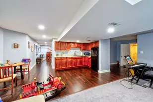 965 Carmen Rd, Sugar Grove, IL 60554 - Photo 25