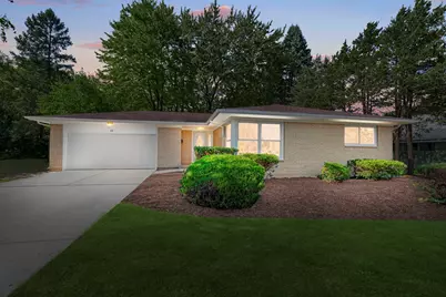 92-88 N Airlite Street, Elgin, IL 60123 - Photo 1