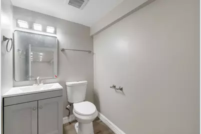 92-88 N Airlite Street, Elgin, IL 60123 - Photo 17