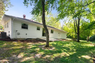 92-88 N Airlite Street, Elgin, IL 60123 - Photo 25