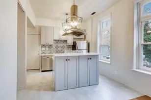 600 N May St, Chicago, IL 60642 - Photo 3