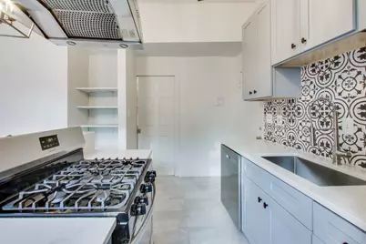 600 N May Street #2R, Chicago, IL 60642 - Photo 5