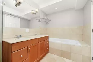 1640 W Ohio St, Chicago, IL 60622 - Photo 9