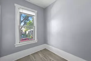 1513 S Komensky Ave, Chicago, IL 60623 - Photo 9