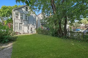 1513 S Komensky Ave, Chicago, IL 60623 - Photo 17