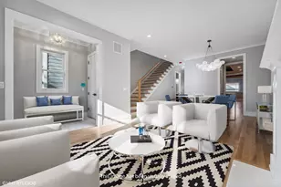 3302 N Hoyne Ave, Chicago, IL 60618 - Photo 3