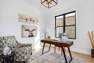 3302 N Hoyne Ave, Chicago, IL 60618 - Photo 17