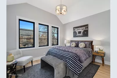 3302 N Hoyne Avenue, Chicago, IL 60618 - Photo 19