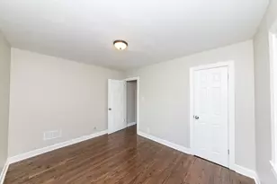 2745 W Gregory St, Chicago, IL 60625 - Photo 11