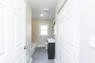 2745 W Gregory St, Chicago, IL 60625 - Photo 7