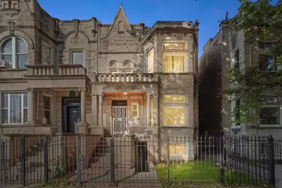 1116 S Independence Boulevard, Chicago, IL 60624 - Photo 1