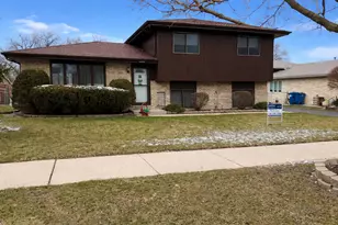 4240 143rd St, Crestwood, IL 60418 - Photo 1