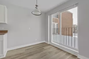 815 Leicester Rd, Elk Grove Village, IL 60007 - Photo 11