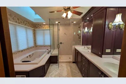 1102 S Oplaine Road, Gurnee, IL 60031 - Photo 23