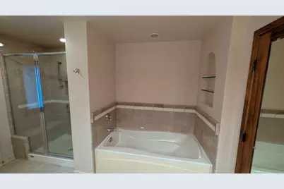 1102 S Oplaine Road, Gurnee, IL 60031 - Photo 19