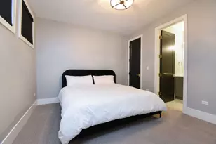 3644 N Bosworth Ave, Chicago, IL 60613 - Photo 57