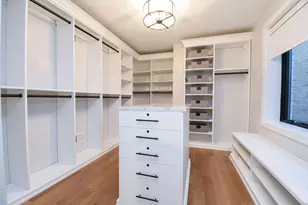 3644 N Bosworth Ave, Chicago, IL 60613 - Photo 35