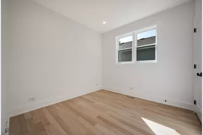 2205 W Huron Street, Chicago, IL 60612 - Photo 27