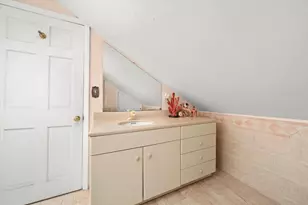 6858 Riverside Dr, Berwyn, IL 60402 - Photo 23