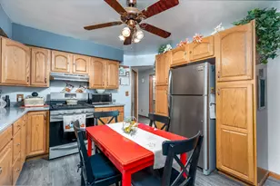 709 S Park St, Streator, IL 61364 - Photo 7