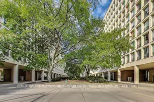 1401 E 55th St, Chicago, IL 60615 - Photo 3