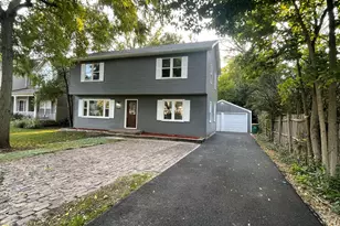 3S284 Patterman Rd, Warrenville, IL 60555 - Photo 3