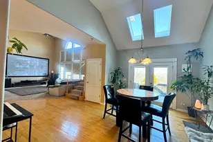 3805 Gladstone Dr, Naperville, IL 60565 - Photo 9
