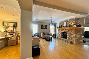 3805 Gladstone Dr, Naperville, IL 60565 - Photo 11