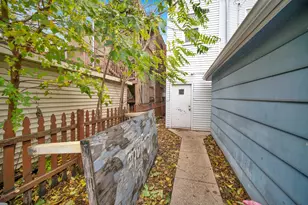 6447 N Glenwood Ave, Chicago, IL 60626 - Photo 27