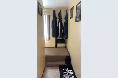 5614 S Kolmar Avenue, Chicago, IL 60629 - Photo 17