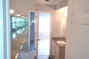 2367 E 70th Pl, Chicago, IL 60649 - Photo 23