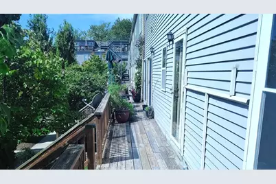 2367 E 70th Place #1A, Chicago, IL 60649 - Photo 7