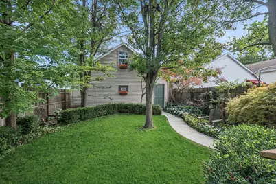 1811 Laurel Avenue, Evanston, IL 60201 - Photo 27