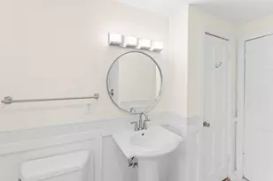 1038 Indiana Ave, Waukegan, IL 60085 - Photo 13